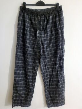 NWOT - Pierre Cardin - (Size L) Men's Gray Plaid Lounge Pajama Pants